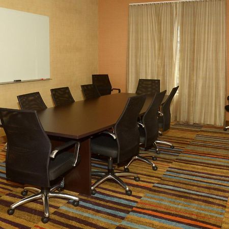 Fairfield Inn & Suites By Marriott Fairmont Exteriér fotografie